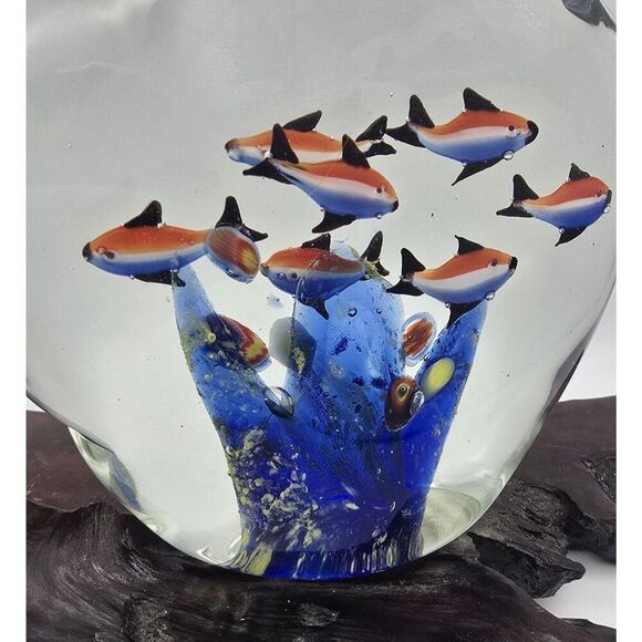 Vintage Large Clear Art Glass Fish Aquarium Paperweight - Picture 9 of 11